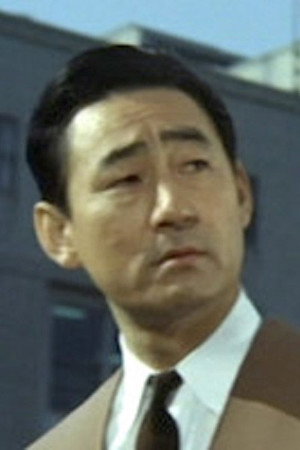草川直也