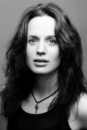 Elizabeth Reaser